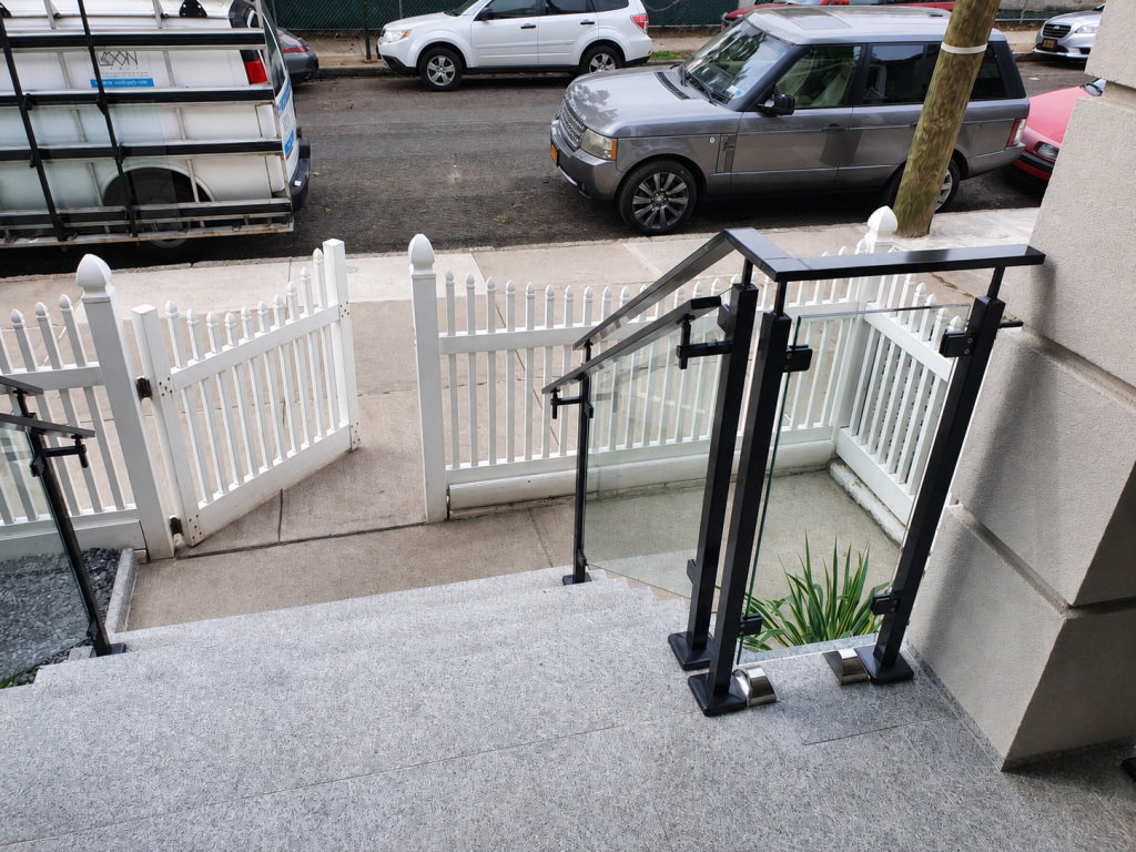 Refined residential railing details — photo 3